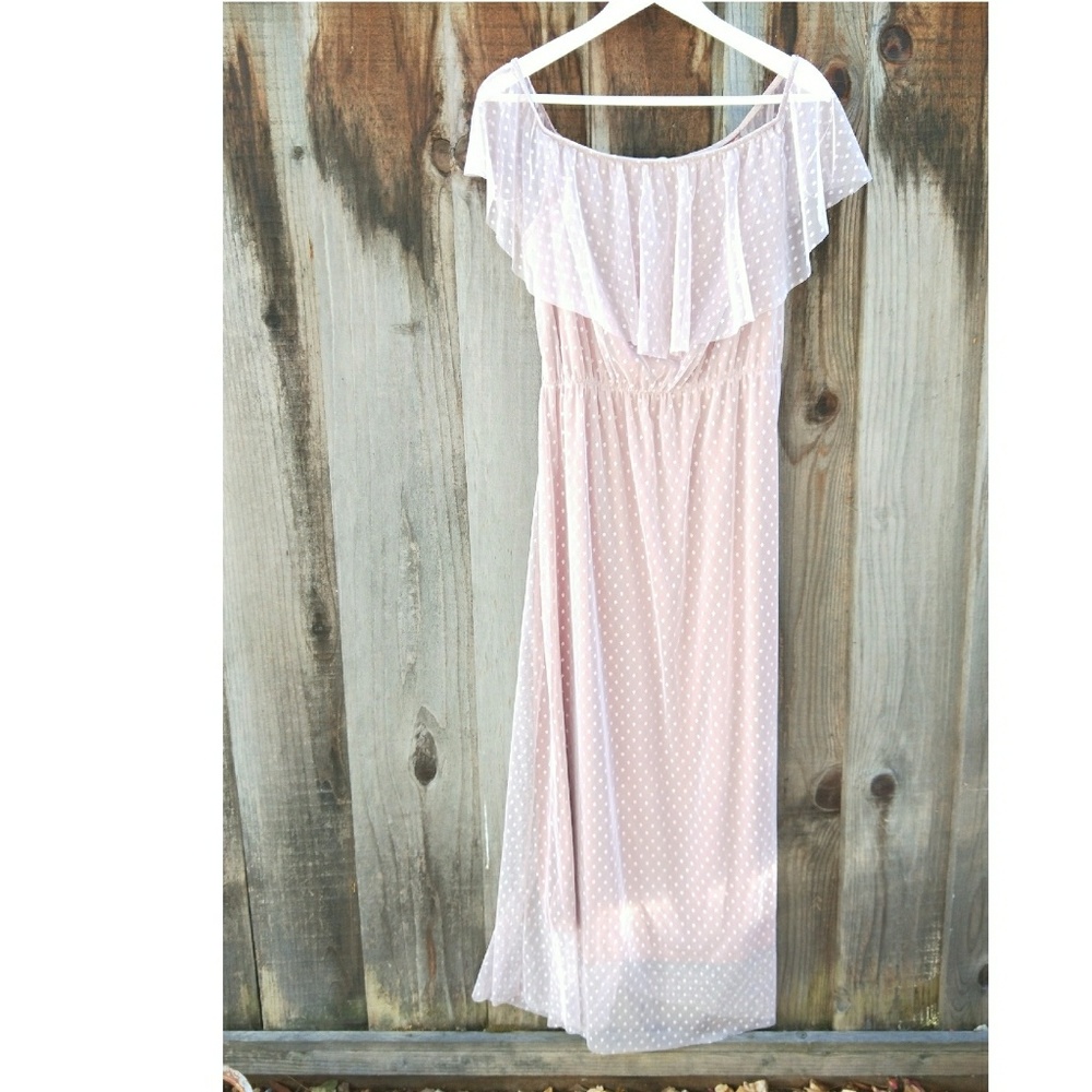 A Off-the-shoulder Polka Dot tulle dress